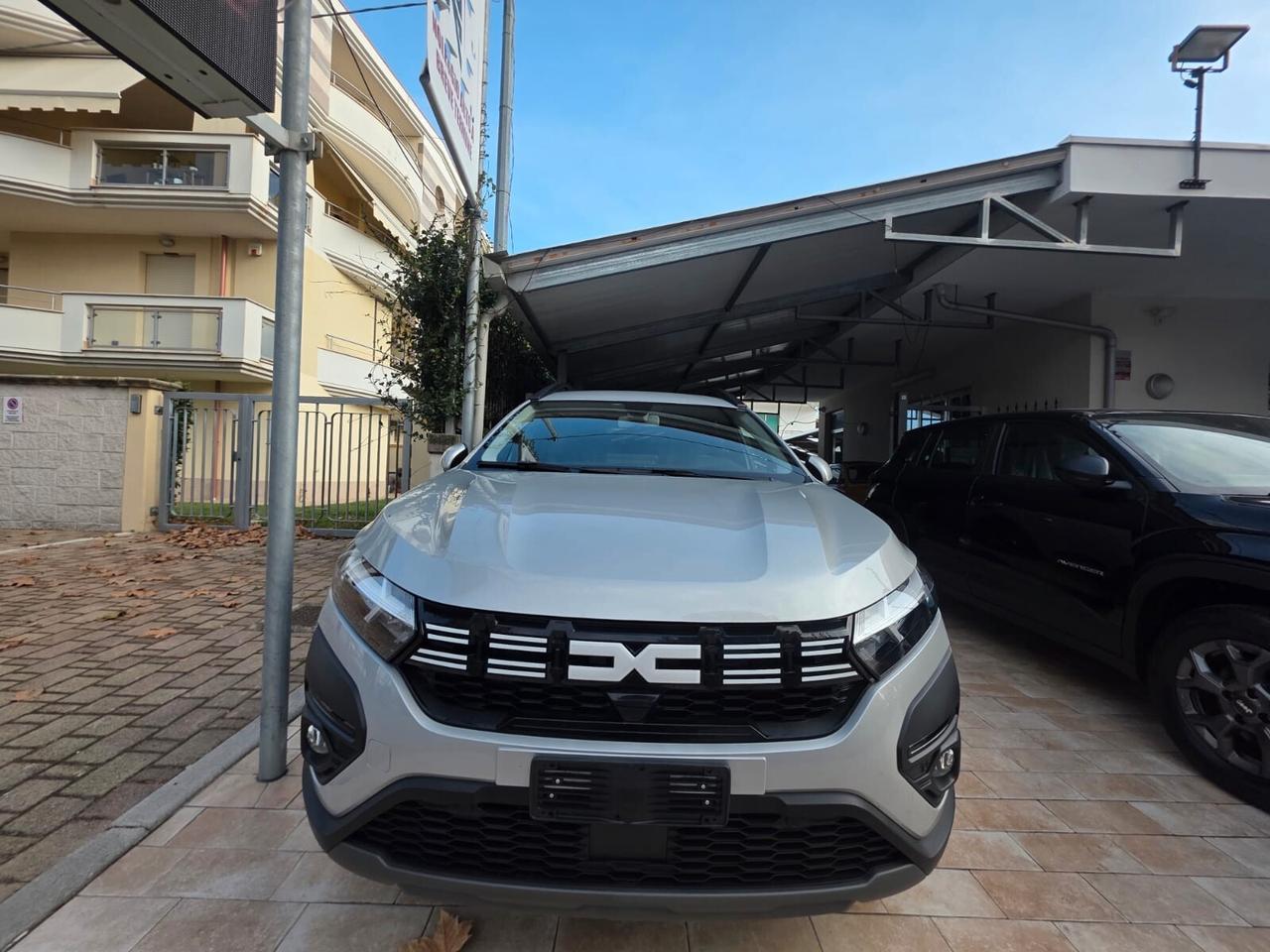 Dacia Jogger 1.0 TCe GPL 100 CV 5 posti Essential