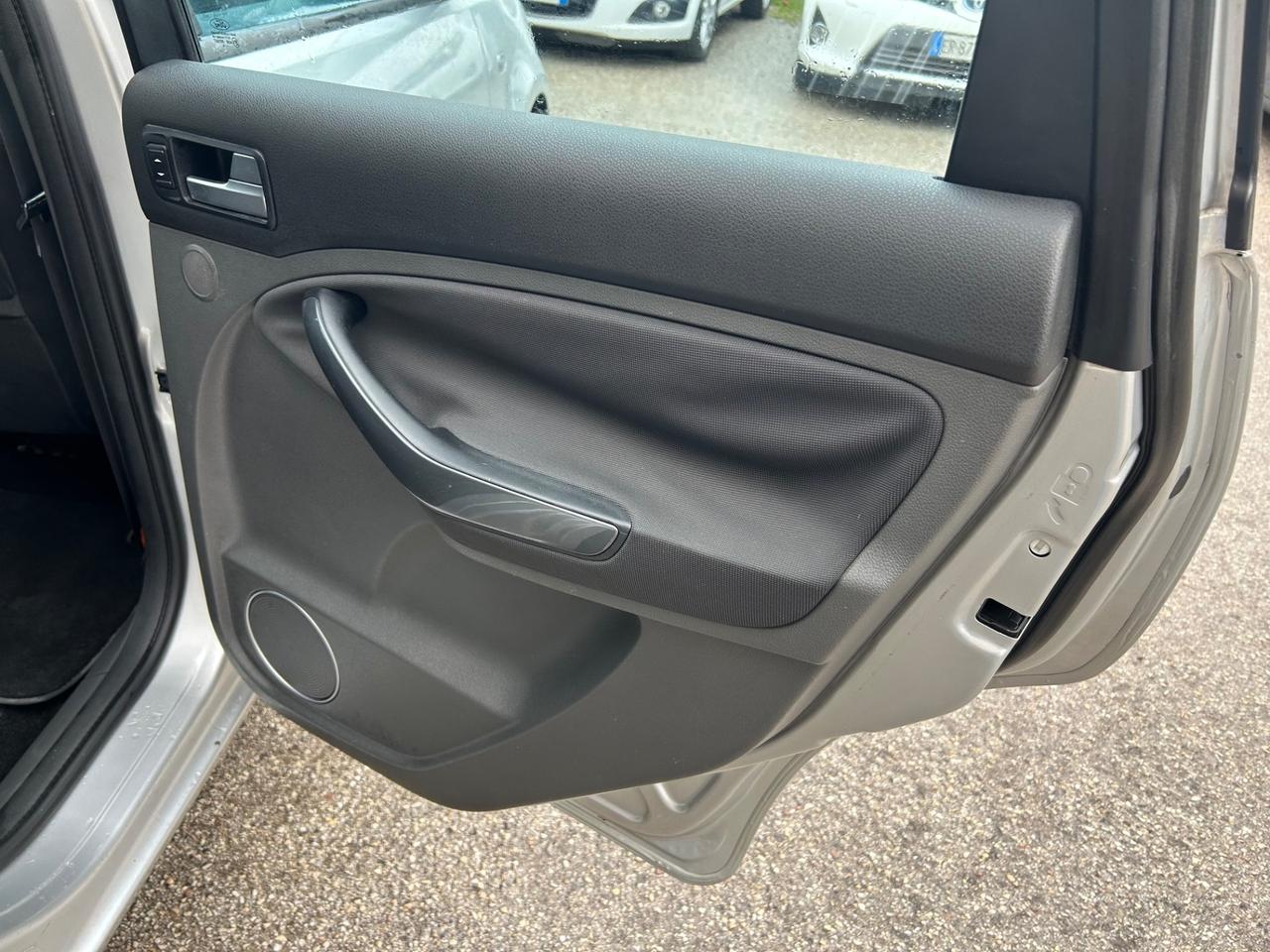 Ford C-Max 1.6 TDCi 90 CV Titanium