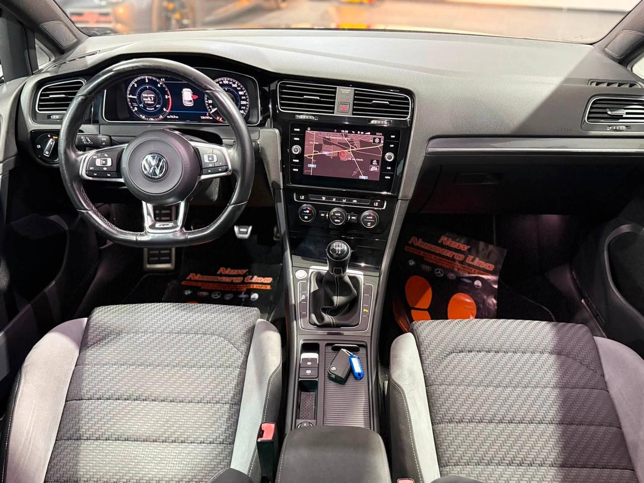 Volkswagen Golf 7.5 R-line 1.6 TDI 116cv 2019