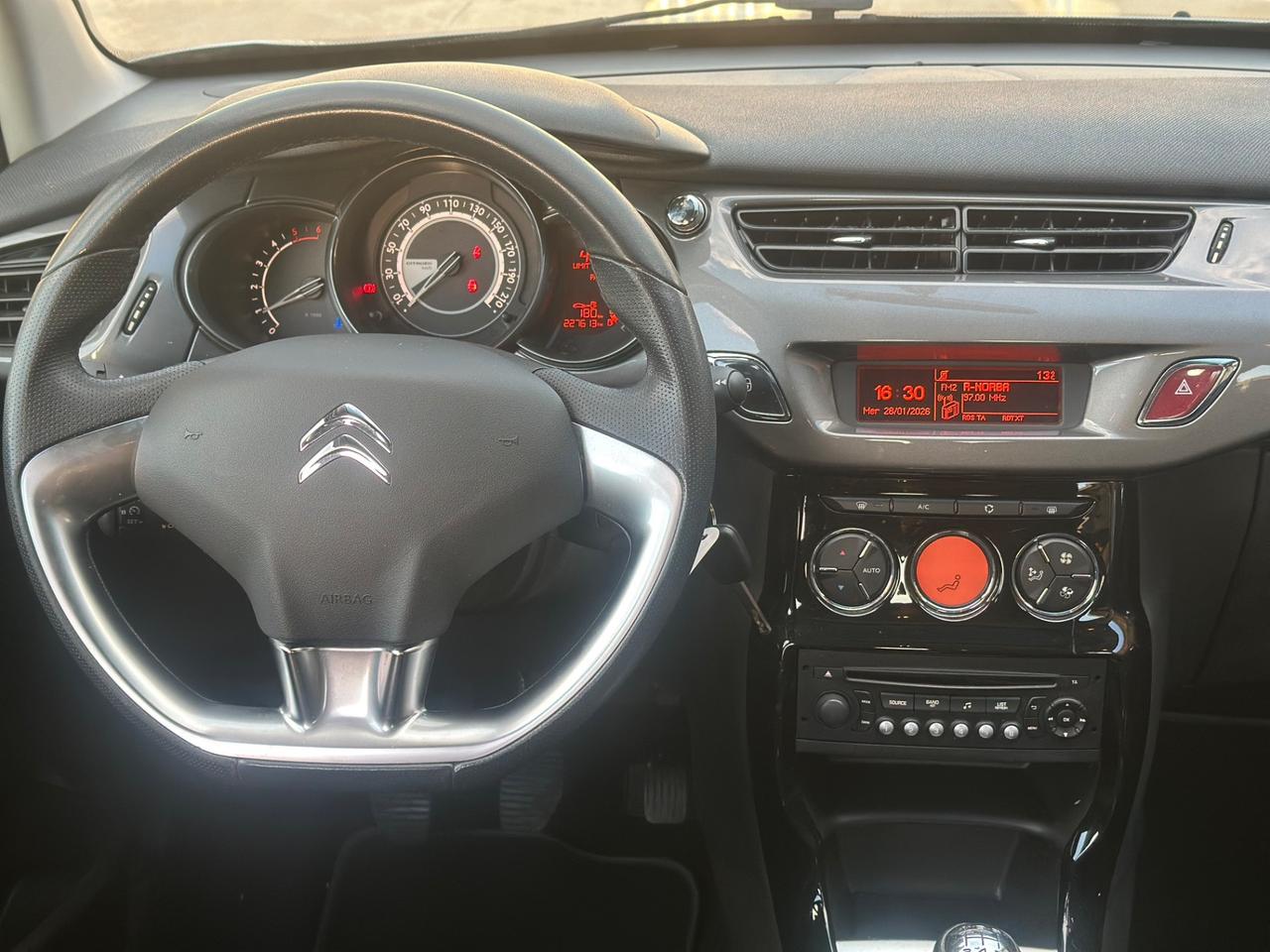 Citroen C3 1.4 DIESEL 2015 - TETTO PANORAMICO