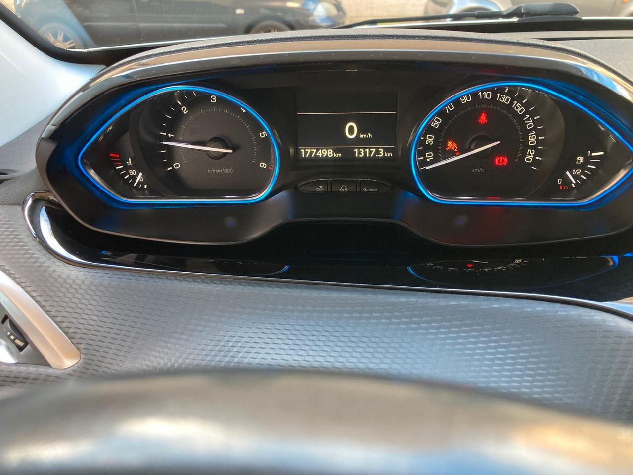 Peugeot 2008 1.6 e-HDi - PERFETTA - 2014
