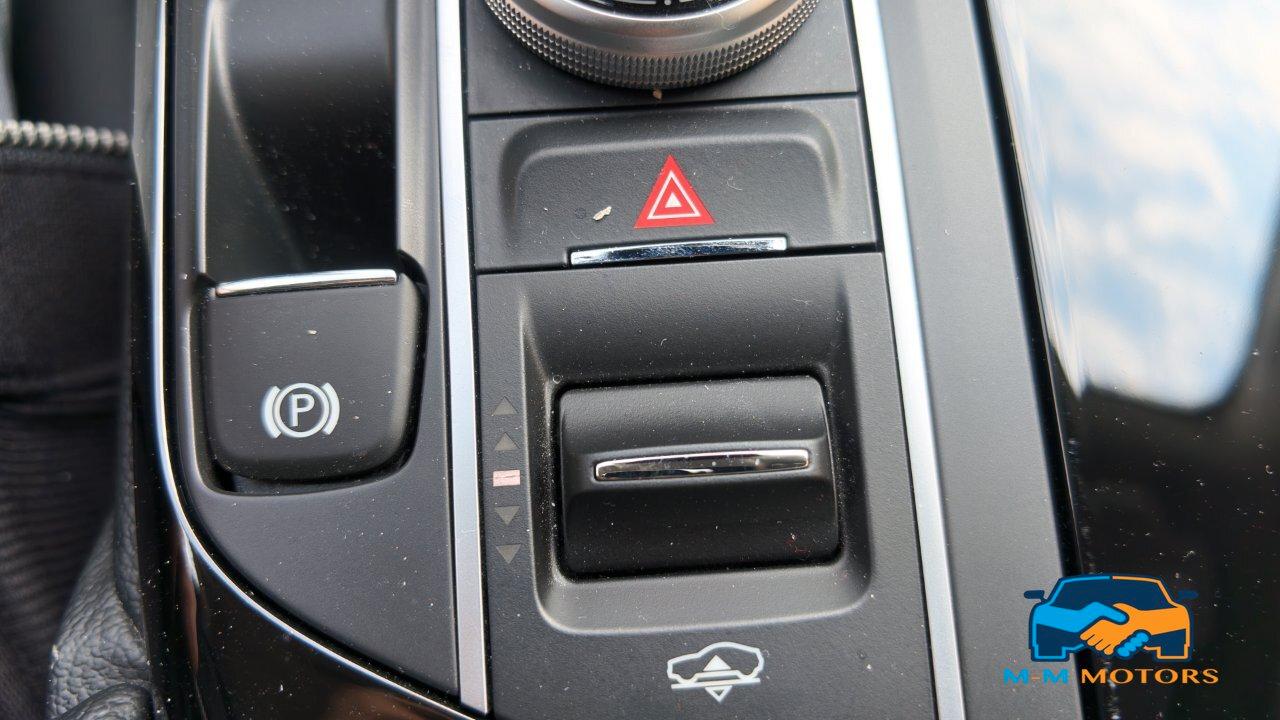 Maserati Levante 3.0 V6 Granlusso 250cv auto
