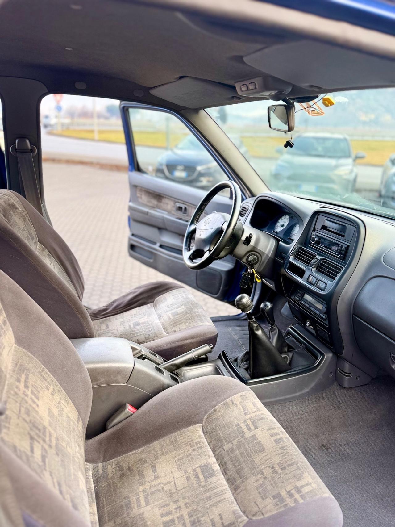 Nissan navara d22 pick up motore a ingranaggi