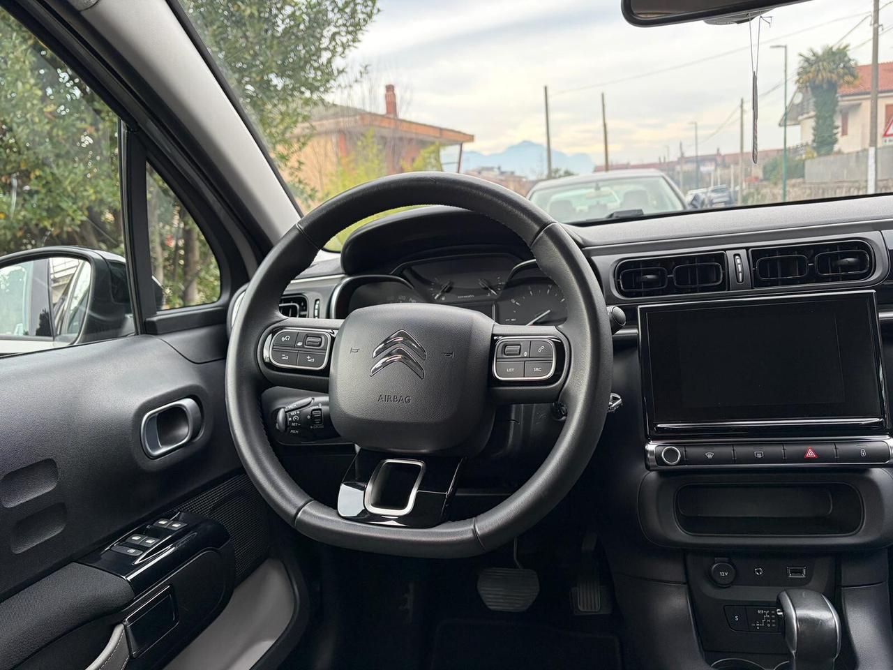 Citroen C3 1.2 T BENZINA 110CV EAT6 Shine