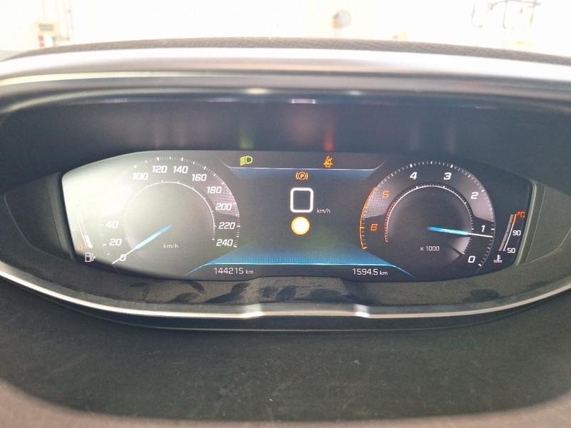 PEUGEOT 3008 BLUEHDI 130 SES ALLURE SUV