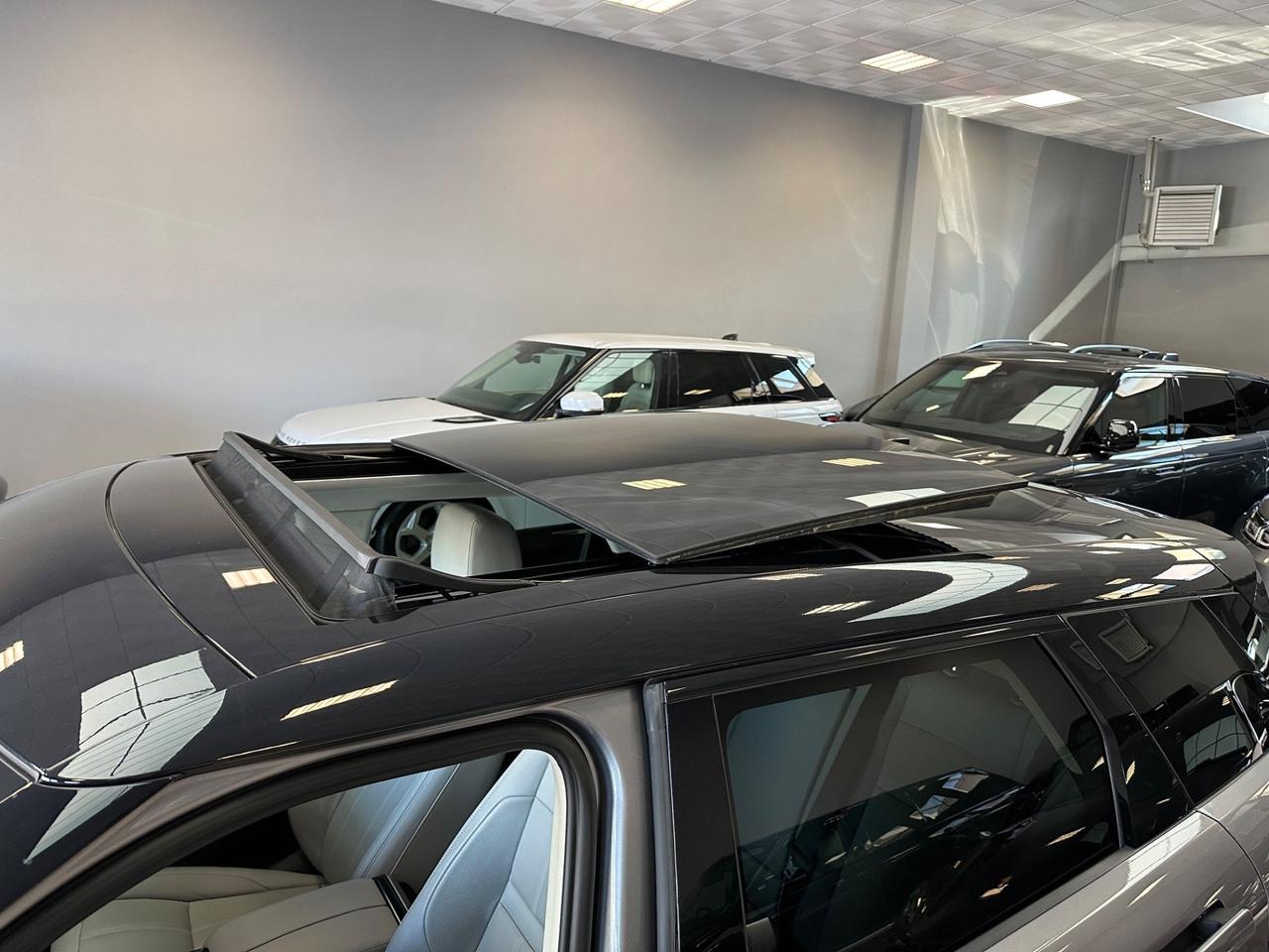 Land Rover Range Evoque 1.5 I3 PHEV 300 CV AWD Auto R-Dynamic HSE