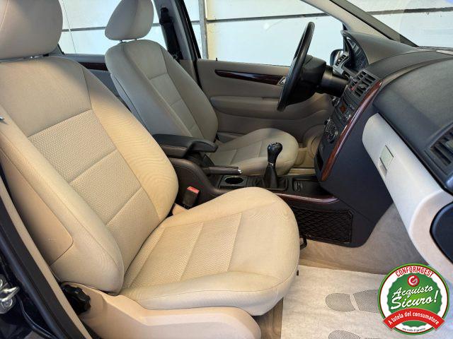 MERCEDES-BENZ A 170 Elegance Edition 10