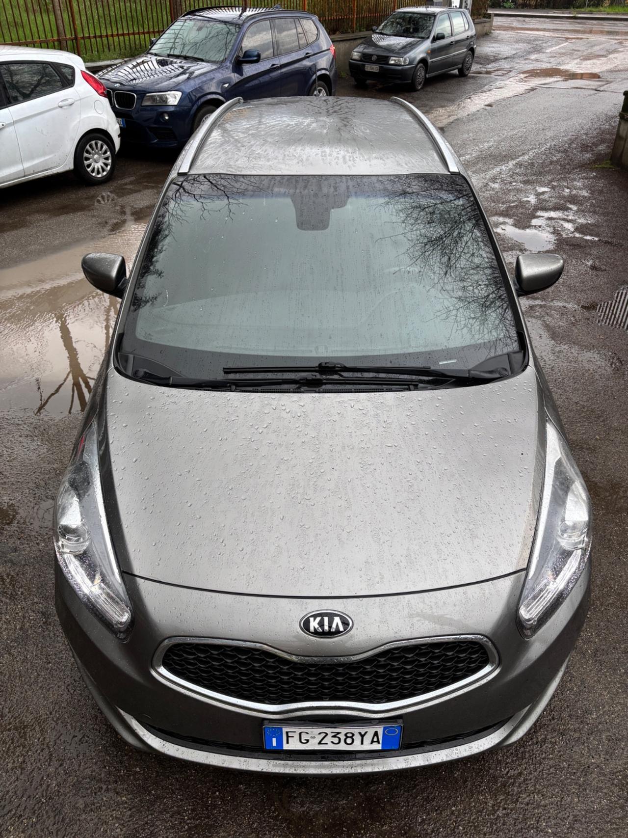 Kia Carens 1.7 CRDi 141 CV Platinum