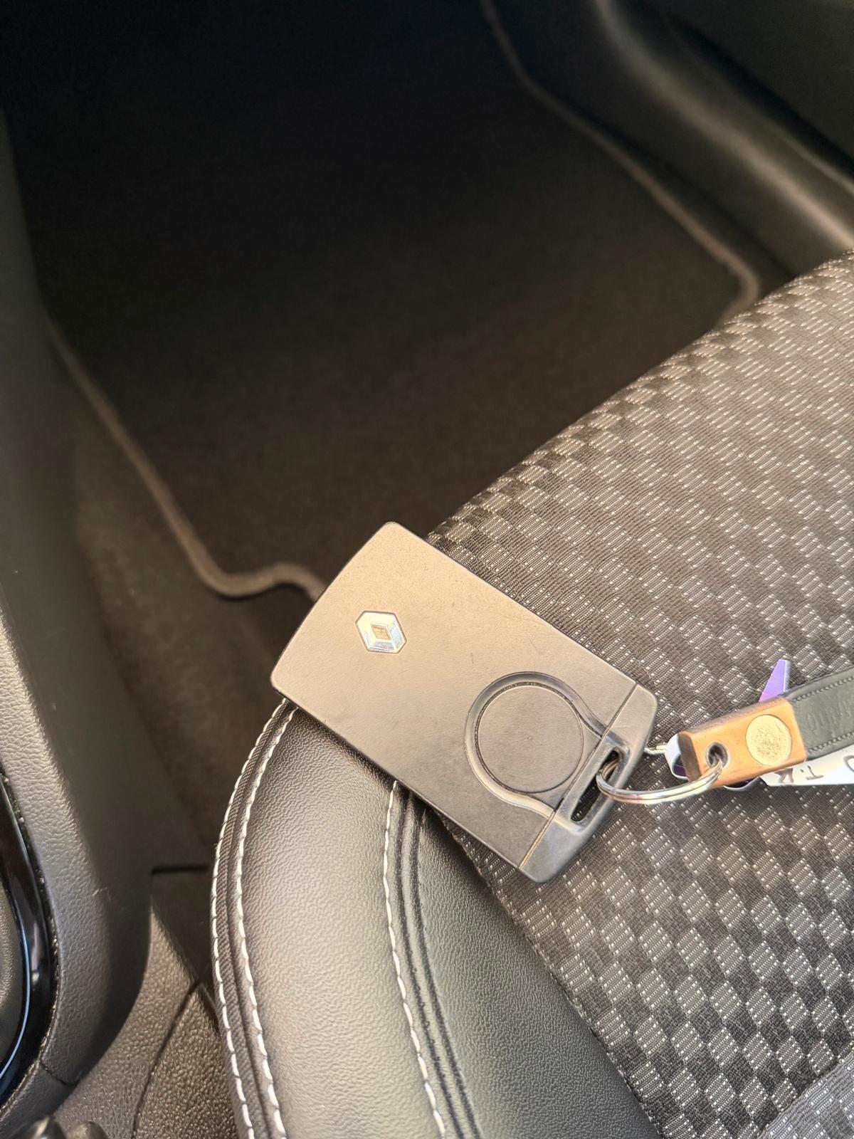 Renault Clio dCi 8V 75 CV Start&Stop 5 porte Energy Duel