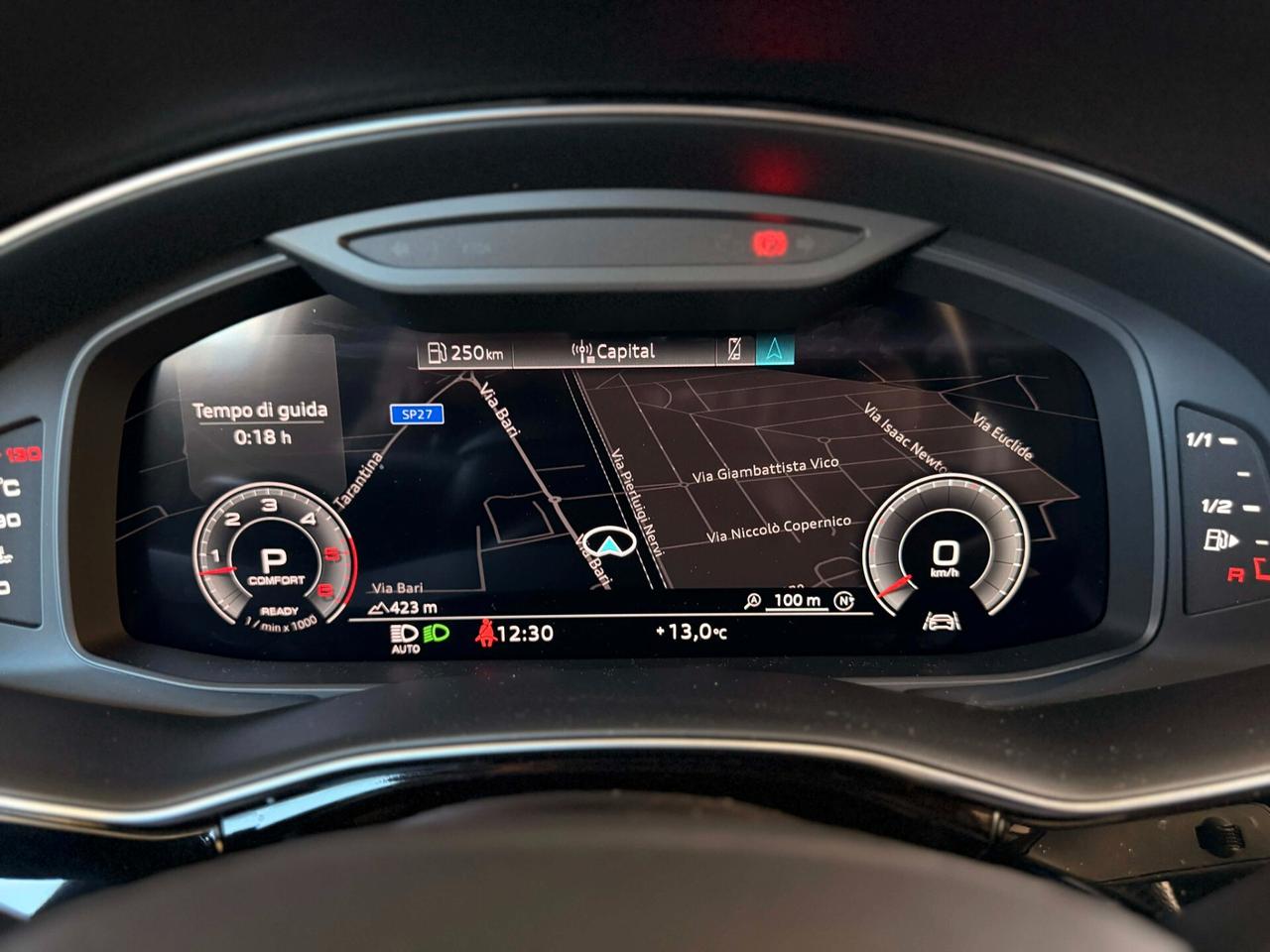 Audi Q8 50 TDI IDENTITY BLACK/23" RSQ8/PELLE/S-LINE