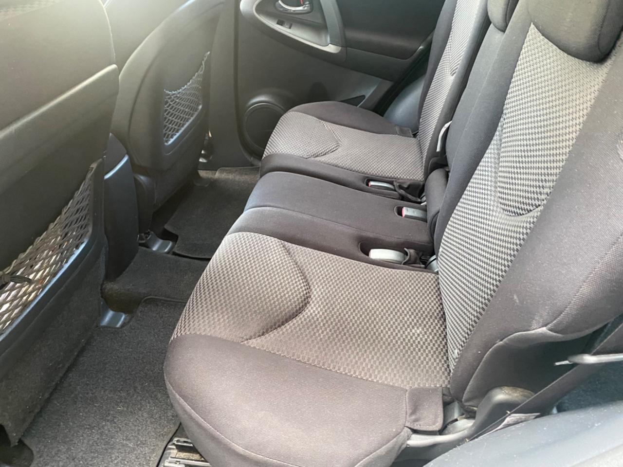 Toyota RAV 4 RAV4 2.2 D-Cat 177 CV Luxury