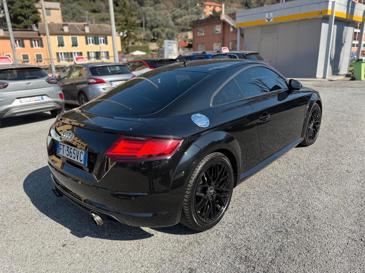 Audi TT Roadster 2.0 TFSI Design