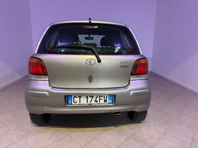 TOYOTA Yaris 1.0i 16V cat 3 porte Sol Blue