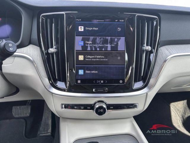 VOLVO V60 2.0 b4 Plus Dark auto