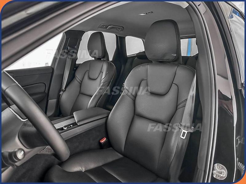 Volvo XC60 B4 automatico Plus Dark