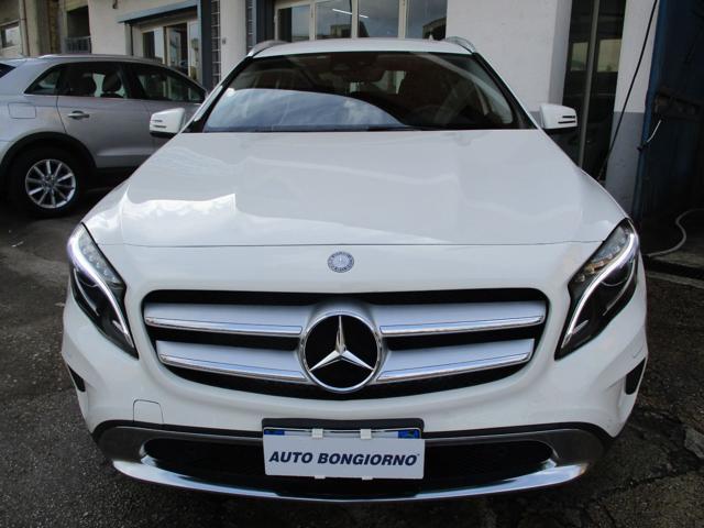 MERCEDES-BENZ GLA 200 d Automatic 4Matic Sport