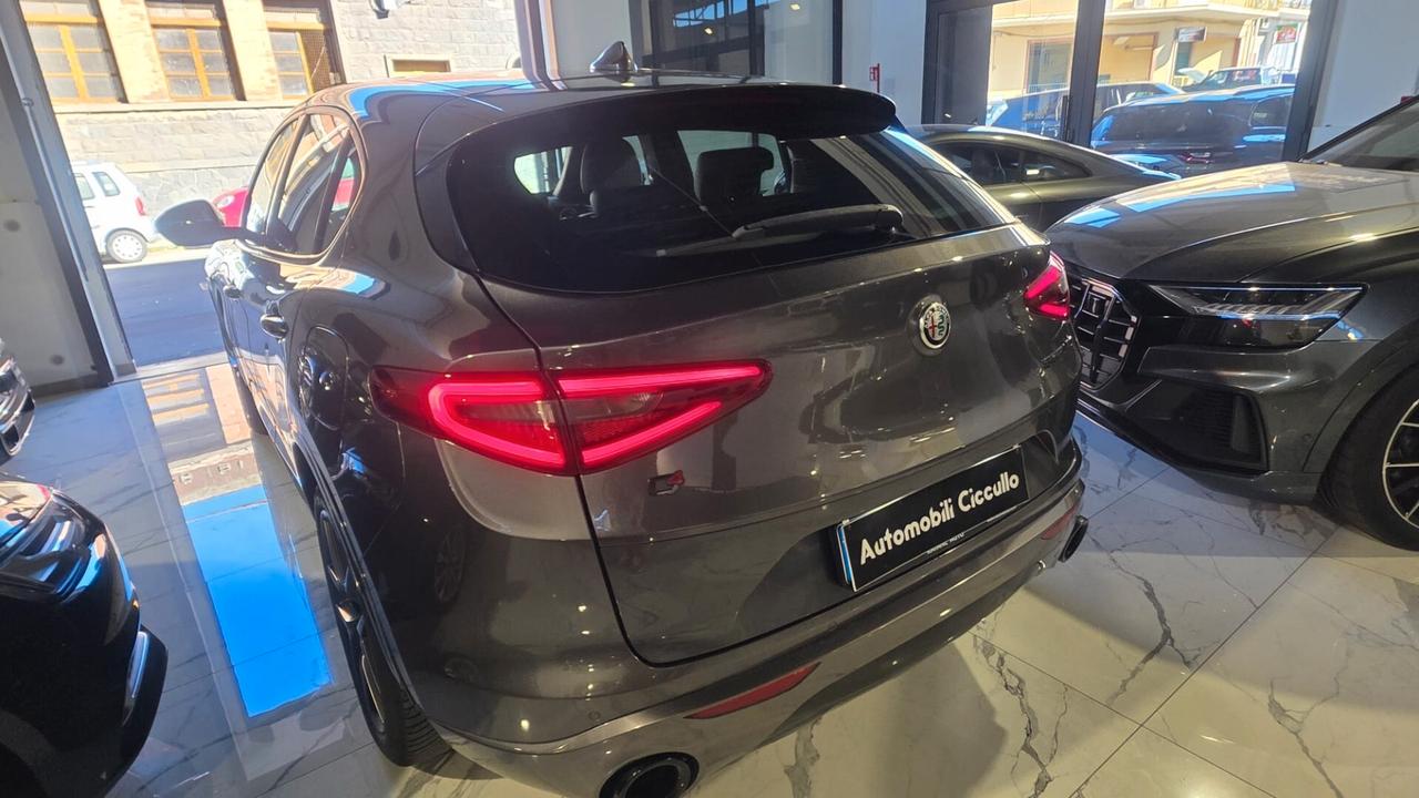 Alfa Romeo Stelvio 2.2 Turbodiesel 210 CV AT8 Q4 Veloce Tì