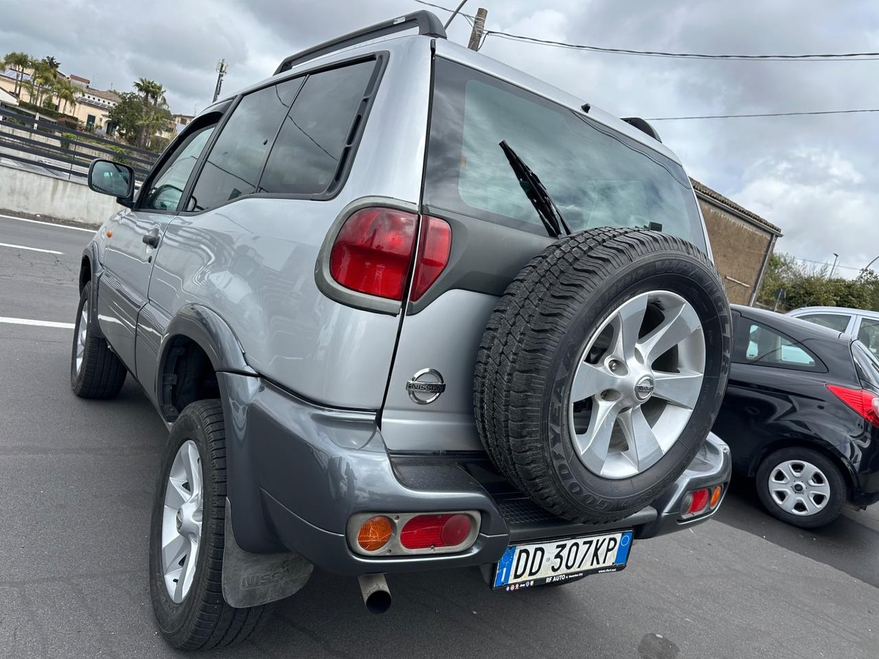Nissan Terrano II 2.7 Tdi 3 porte Hard Top Sport