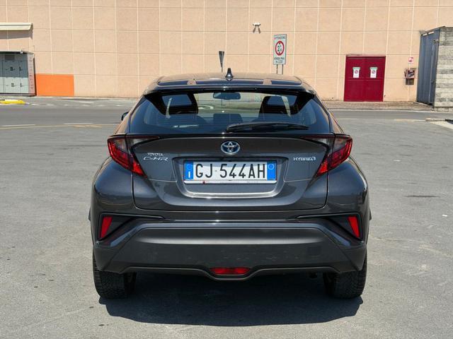 TOYOTA C-HR 1.8 Hybrid E-CVT Business