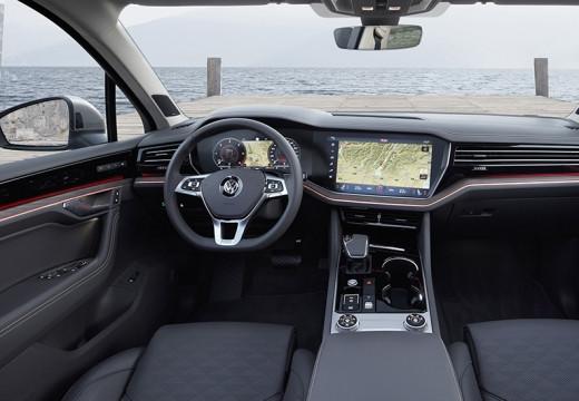 VOLKSWAGEN Touareg III 2018 - Touareg 3.0 V6 tdi Advanced 231cv tiptron