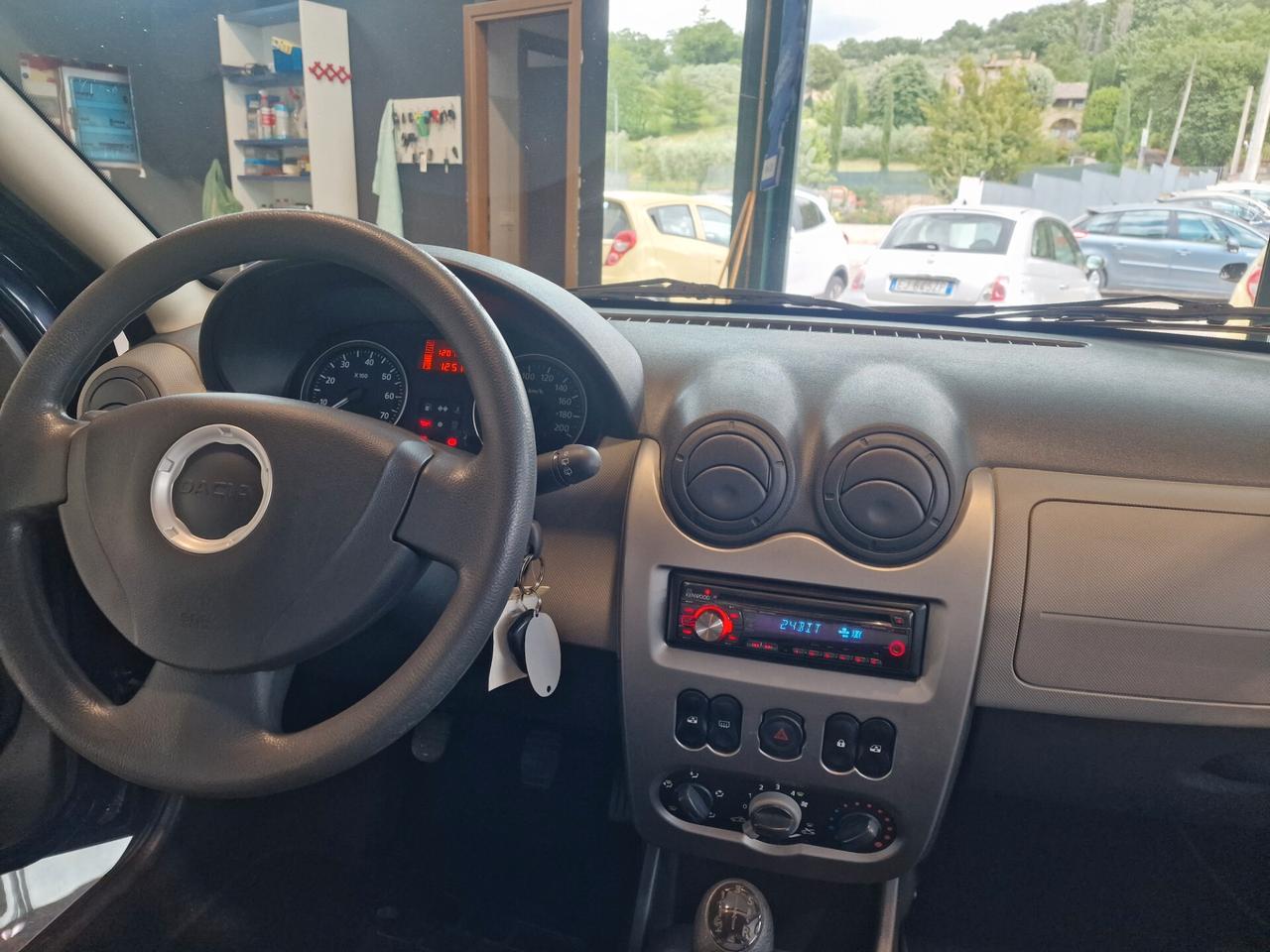 Dacia Sandero 1.2 16V Lauréate, 120 mila chilometri