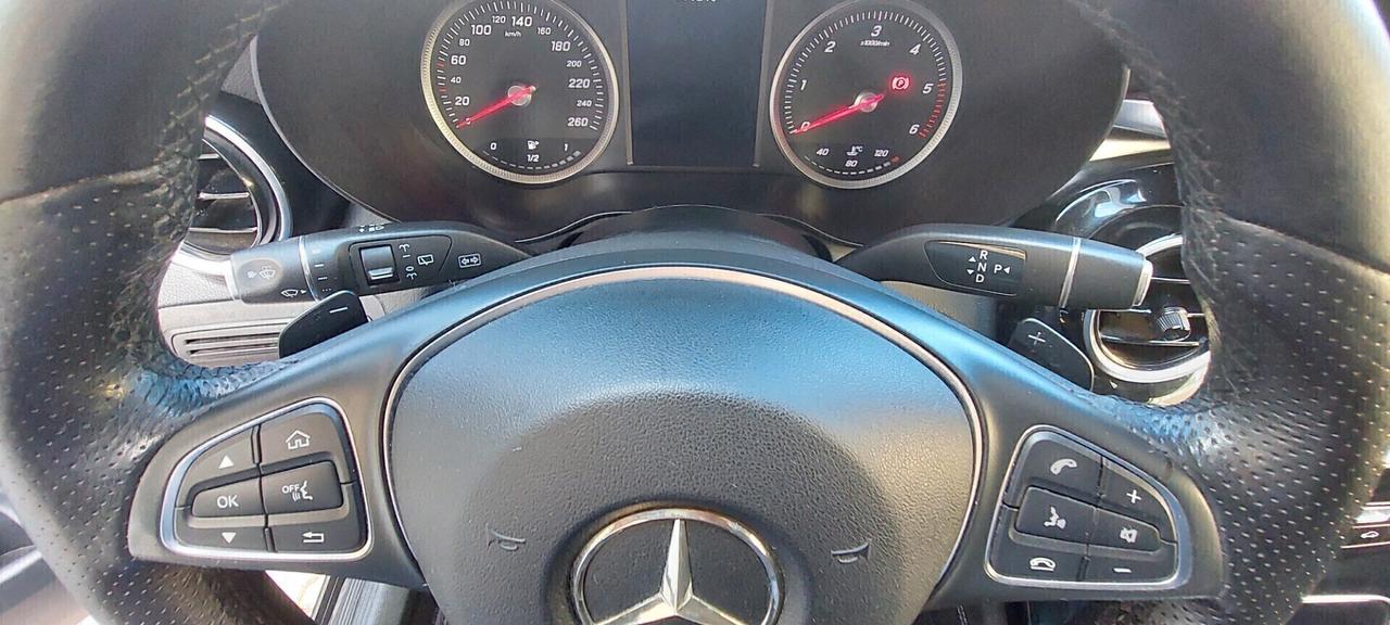 GLC 220 PREMIUM 170 CV AUTOMATICA STRAFULL OPTIONAL NAVI TELEFONO LEGA SENSORI FULL FULL