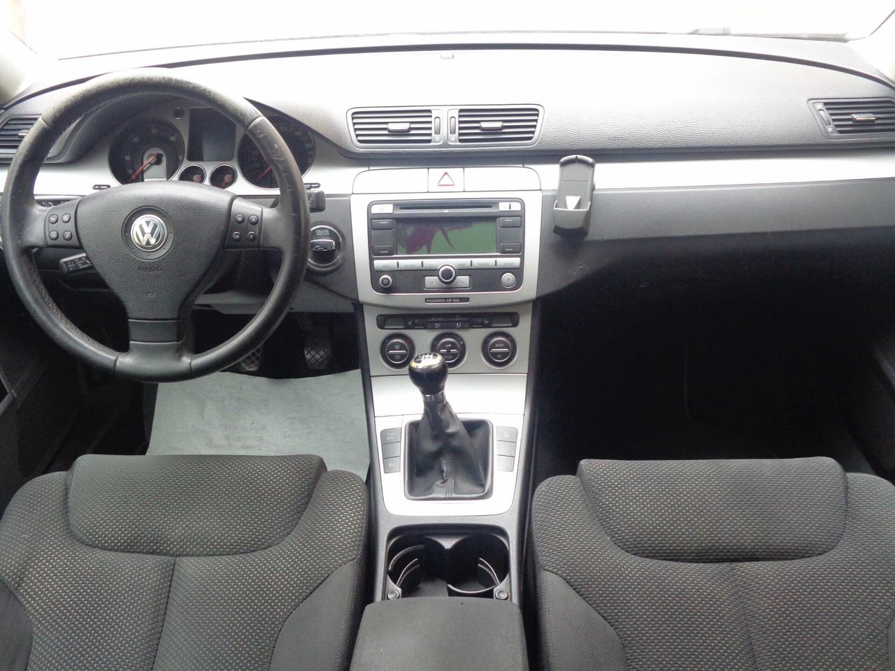 Volkswagen Passat SW 2.0 TDI 140CV (Finanziabile)