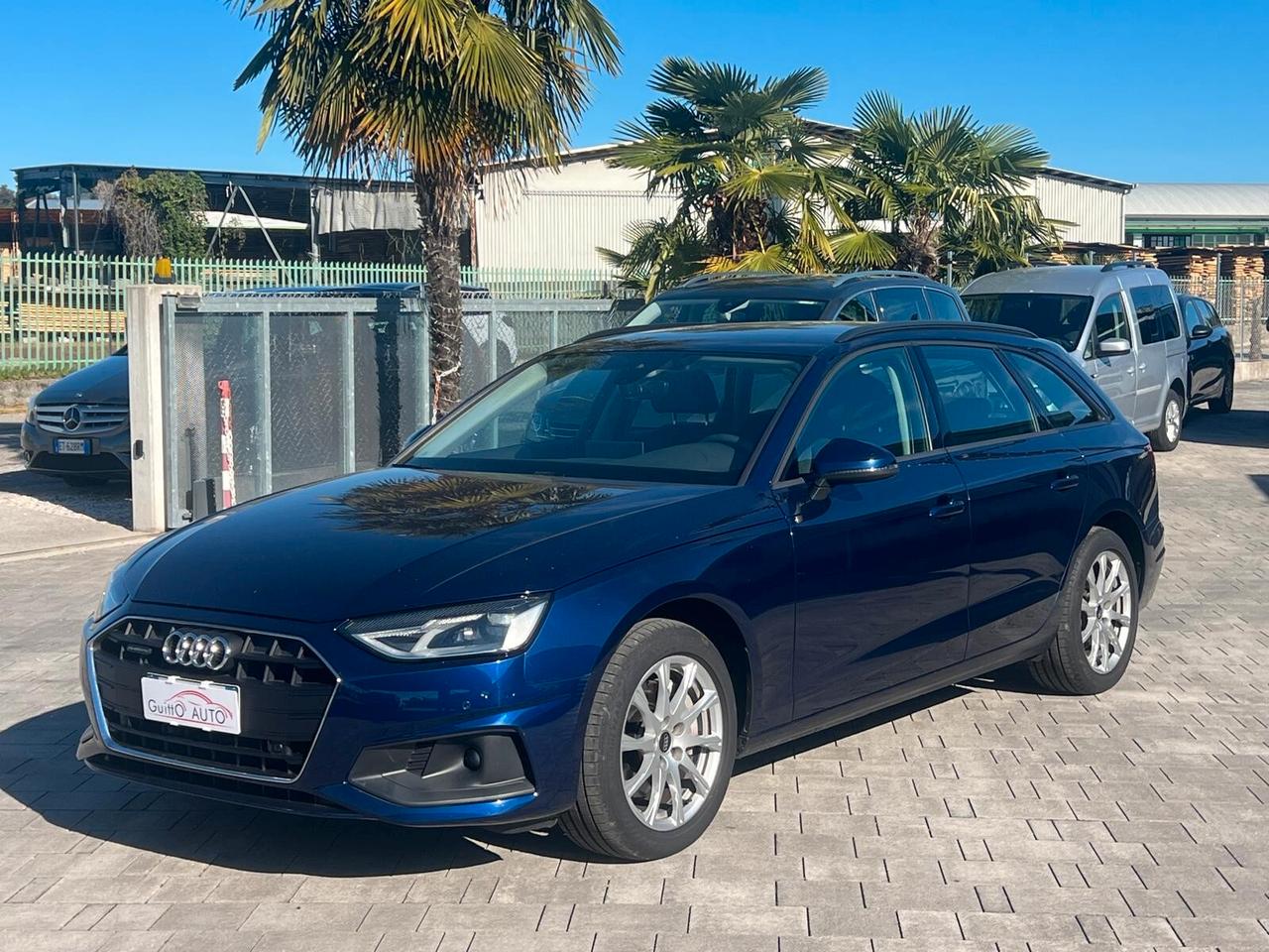 Audi A4 Avant 40 TDI quattro S tronic Business Advanced