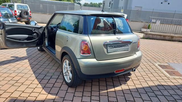 MINI Cooper D 1.6 16V Cooper D OK Neopatentati