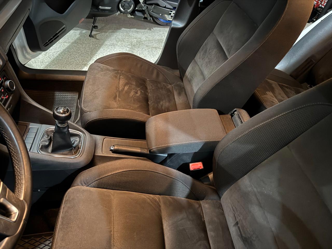 Volkswagen Golf Business 2.0 TDI 140CV 5p. Highline