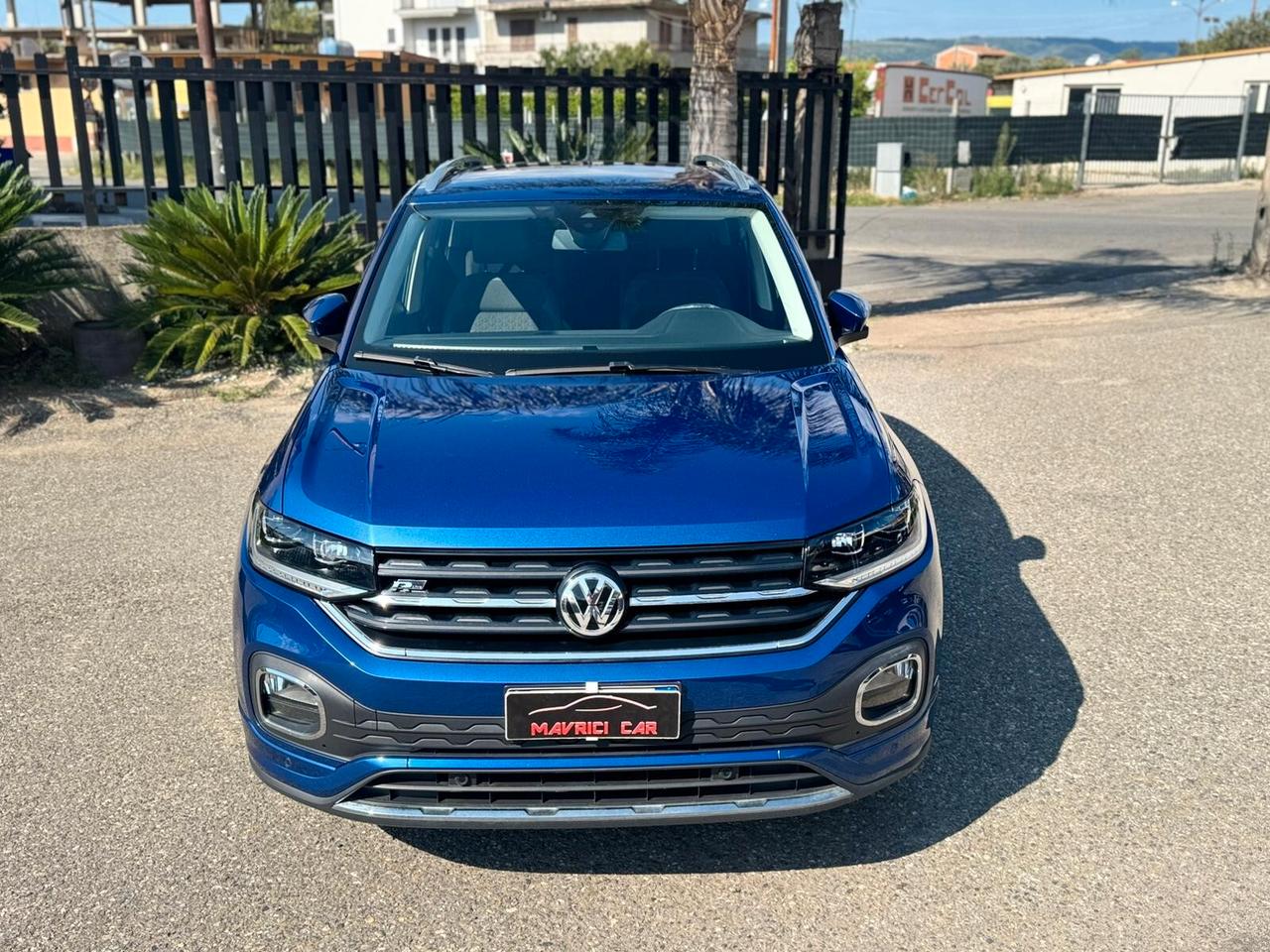 Volkswagen T-Cross 1.6 TDI SCR Style BMT R-LINE