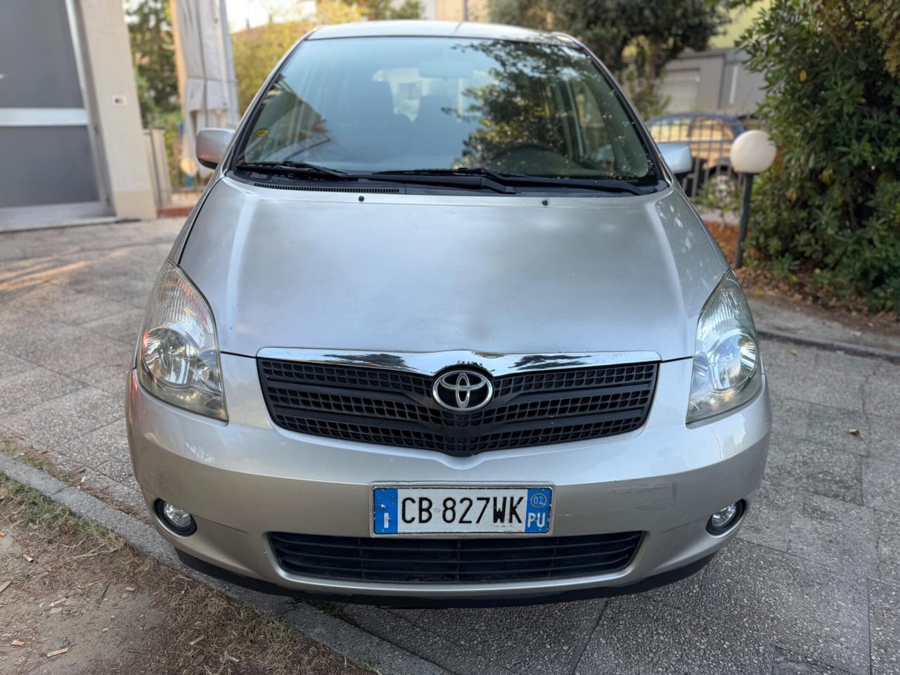 Toyota Corolla Verso 1.8 16V