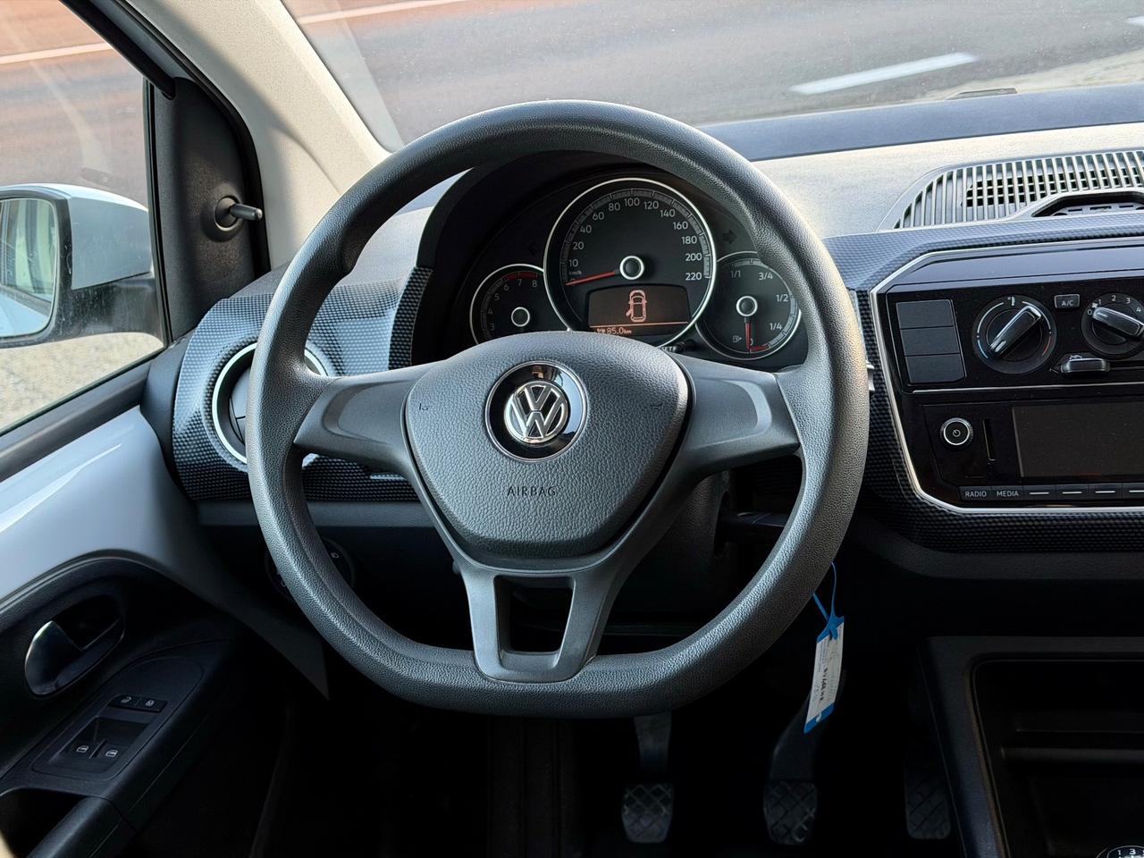 Volkswagen up! 1.0 75 CV 5p. NEOPATENTATI