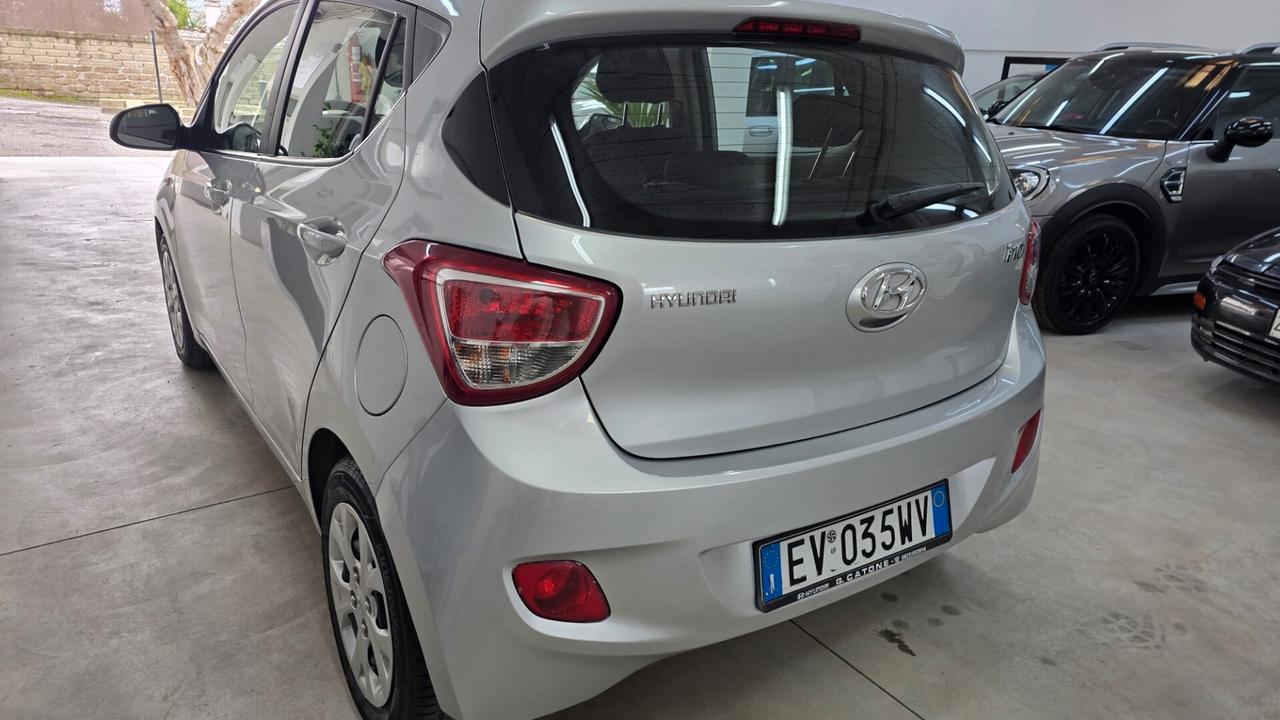 Hyundai i10
