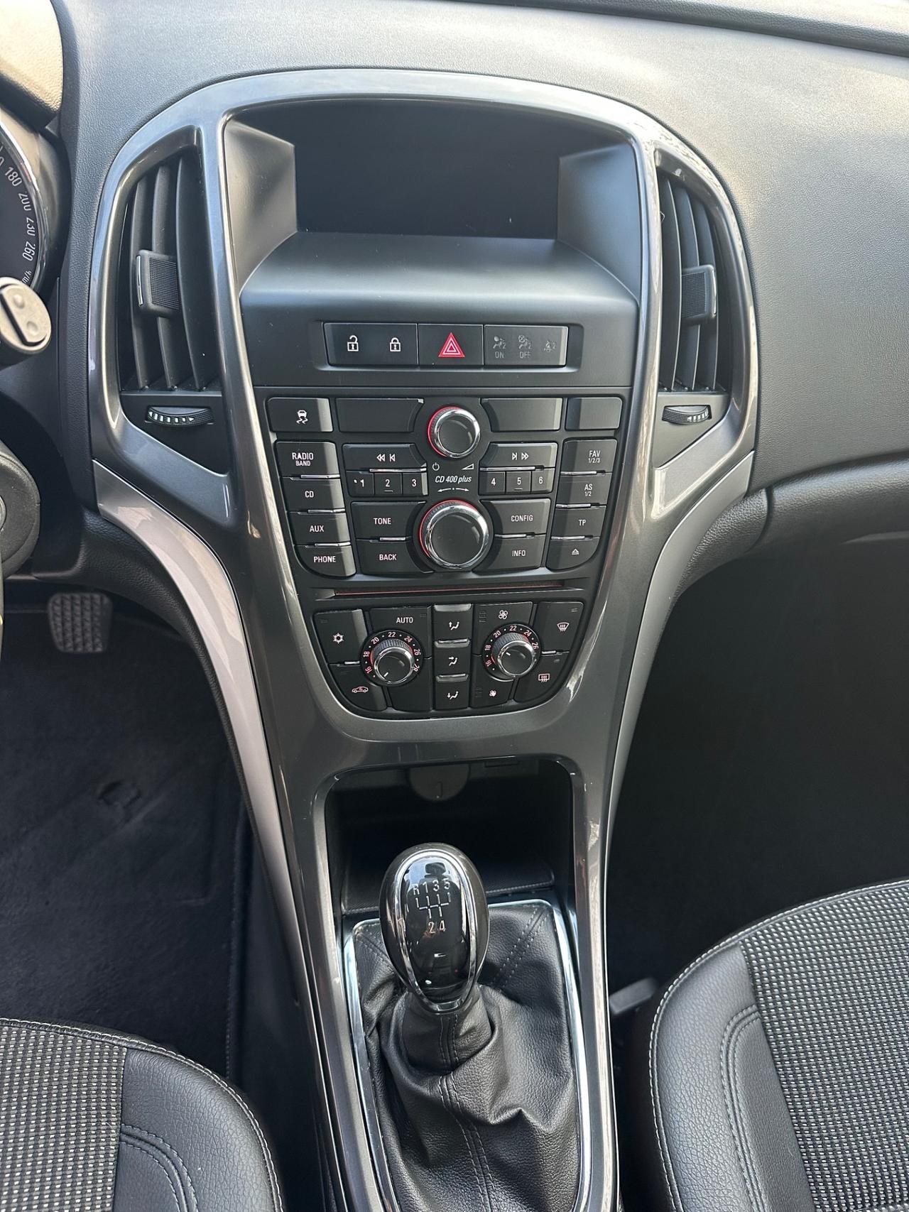 Opel Astra 1.4 100CV 5 porte Cosmo