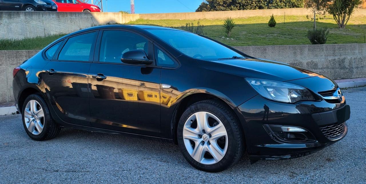 Opel Astra 1.6 CDTI EcoFLEX S&S 5 porte Cosmo Fleet