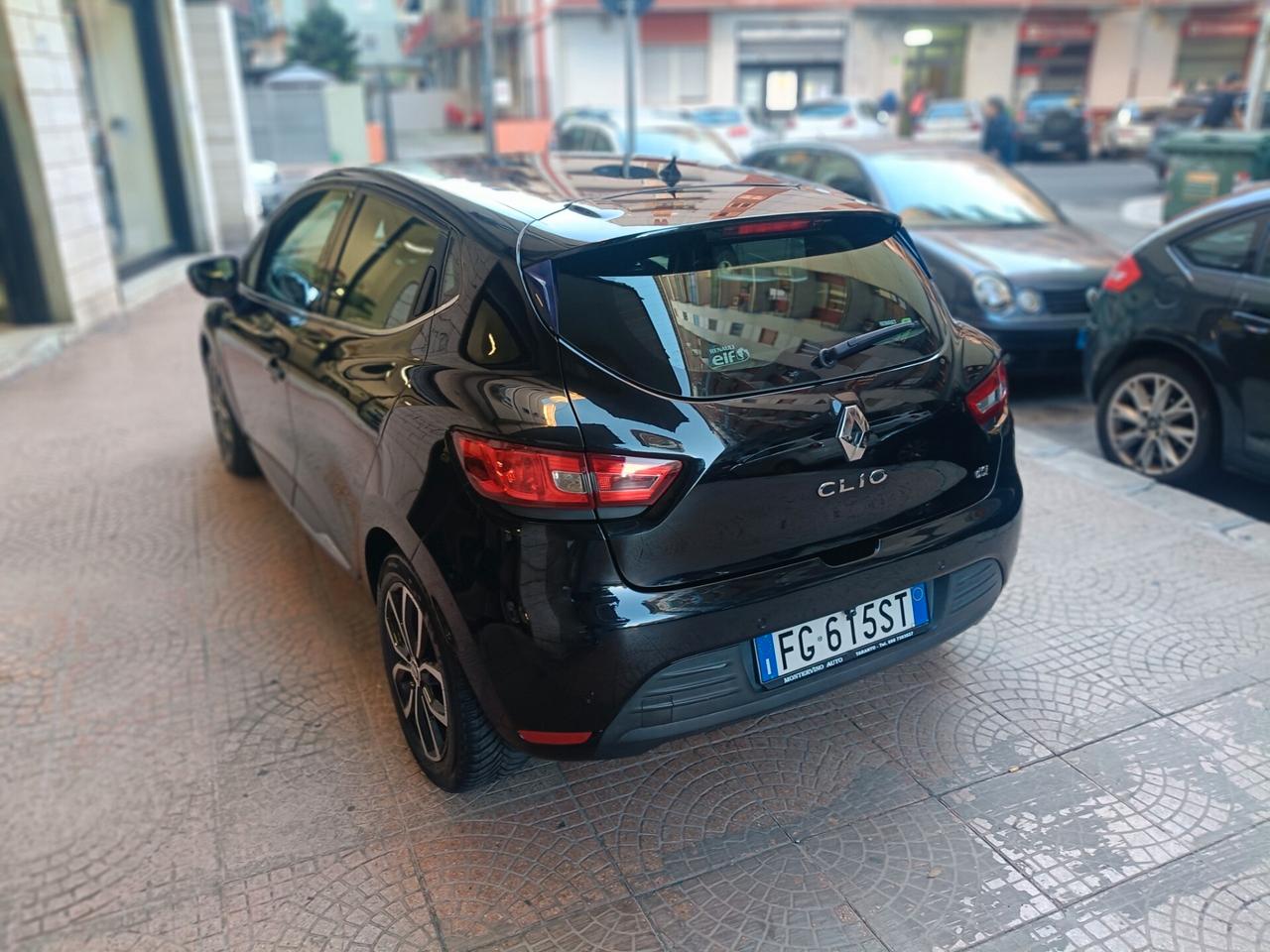 RENAULT CLIO 1.5 DCI75CV-NAVY-UNIPRO-Euro8790-