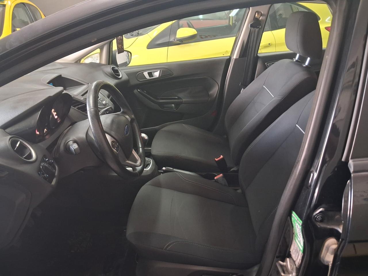 Ford Fiesta 1.5 TDCi 75CV 5 porte unico prop 2013