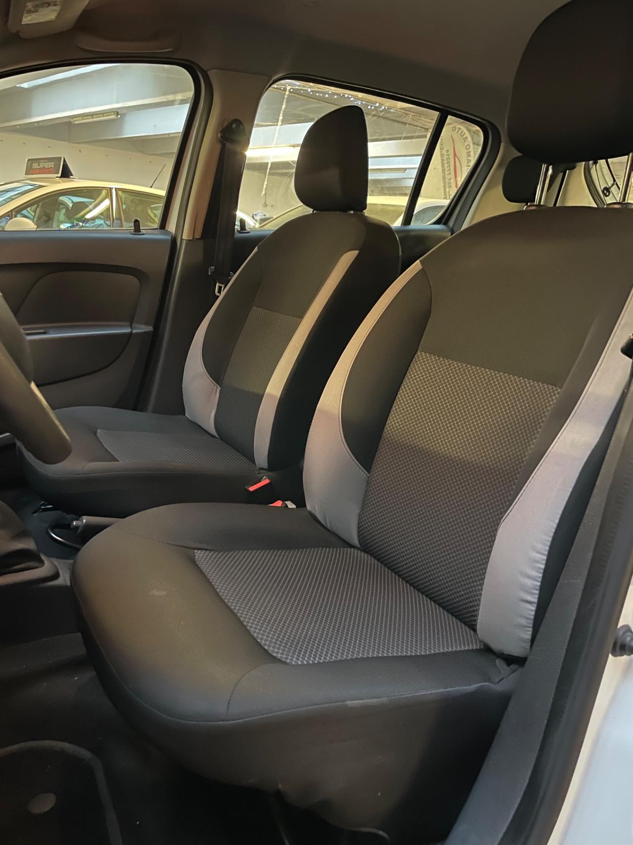 Dacia Sandero 1.2 Neopatentati Euro 5