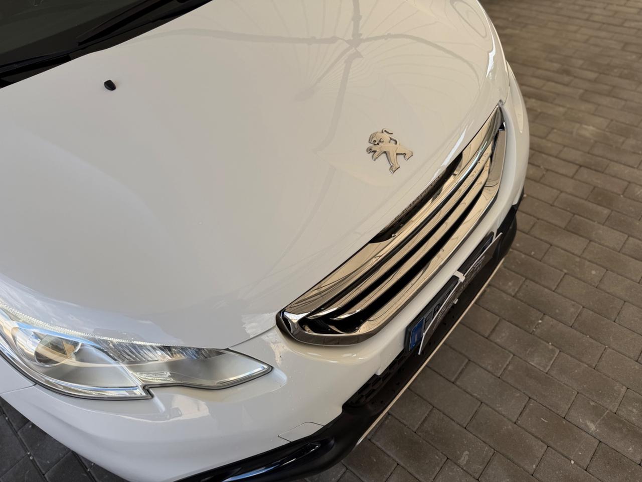 Peugeot 2008 BlueHDi 100 Allure FULL