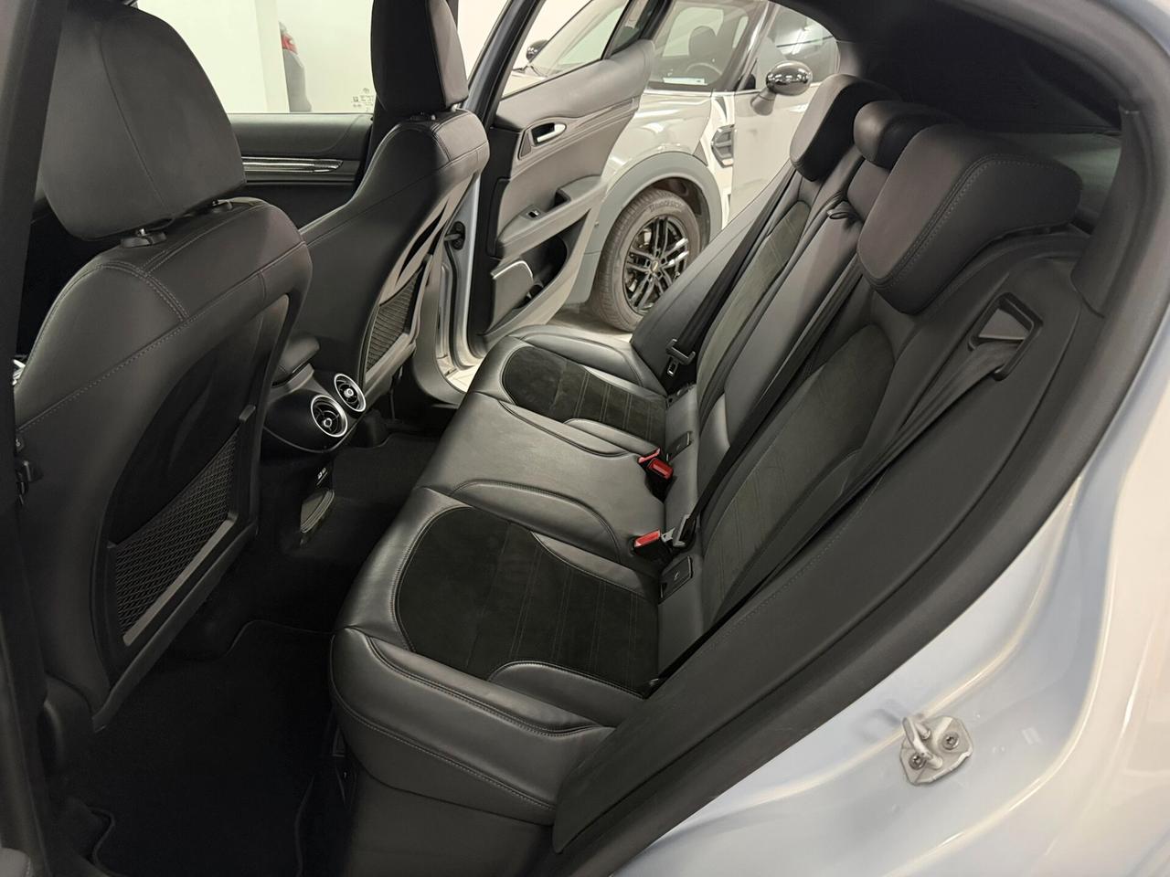 Alfa Romeo Stelvio 2.2 TD 210 CV VELOCE Ti DISTRIBUZIONE OK CARBONIO