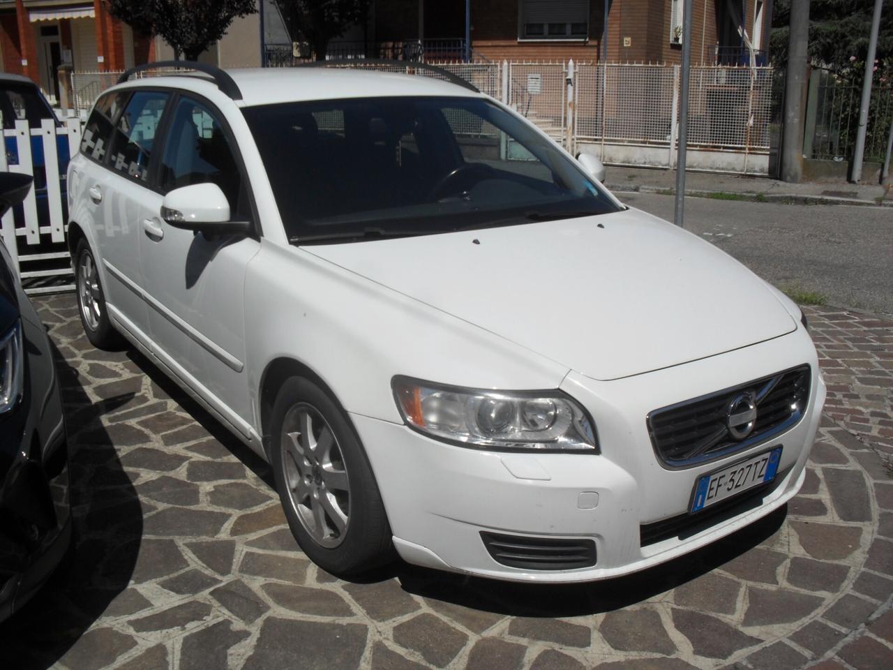 Volvo V50 D2 POLAR