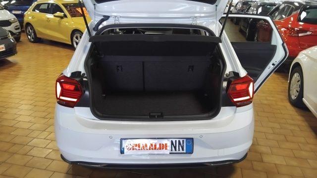 VOLKSWAGEN Polo 1.0 TGI 5p. Comfortline R-LINE