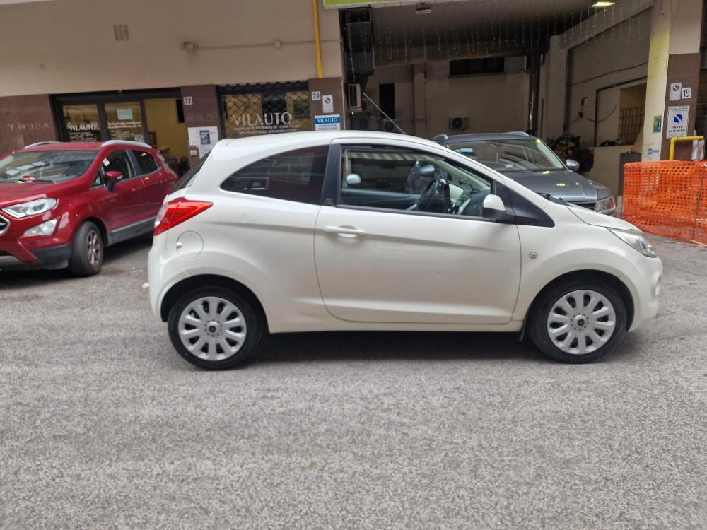 Ford Ka 1.2 Titanium c/esp,tcs 69cv E5