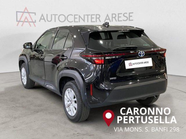 TOYOTA Yaris Cross 1.5 Hybrid 5p. E-CVT AWD-i Business