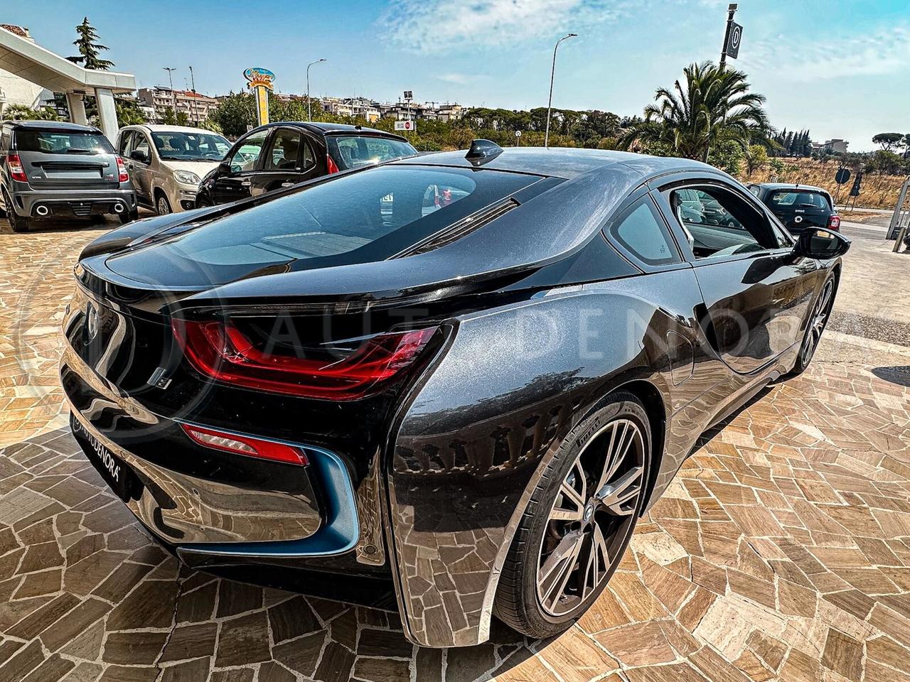 Bmw i8#HYBRID#AUTO#CARBONIO#LED#PELLE#NAVI#CAM