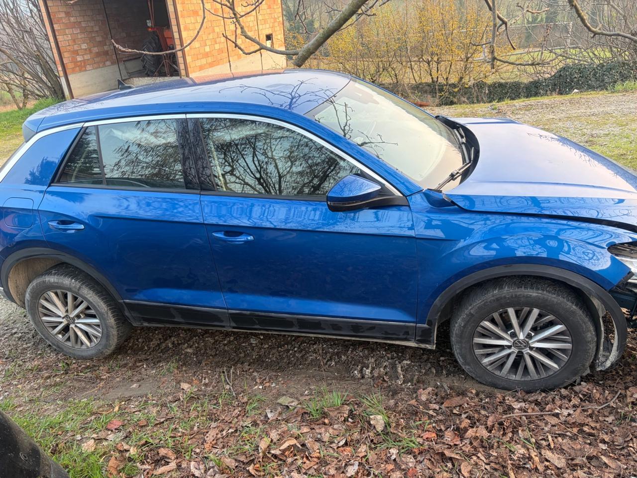 Volkswagen T-Roc 1.0 TSI 2021 INCIDENTATO