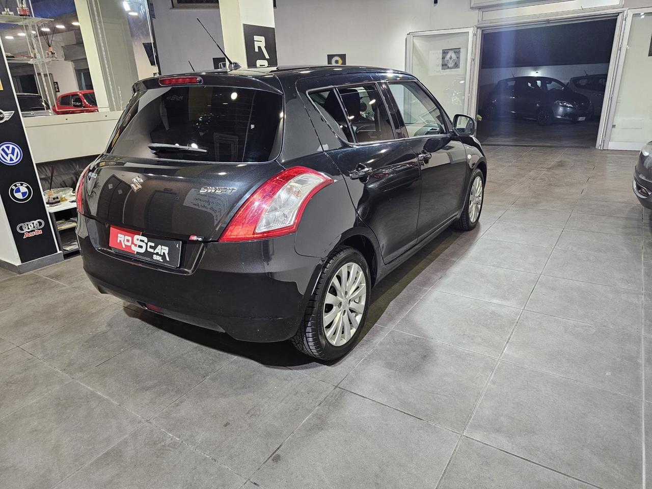 Suzuki Swift 1.2 benz 90cv 120.000km