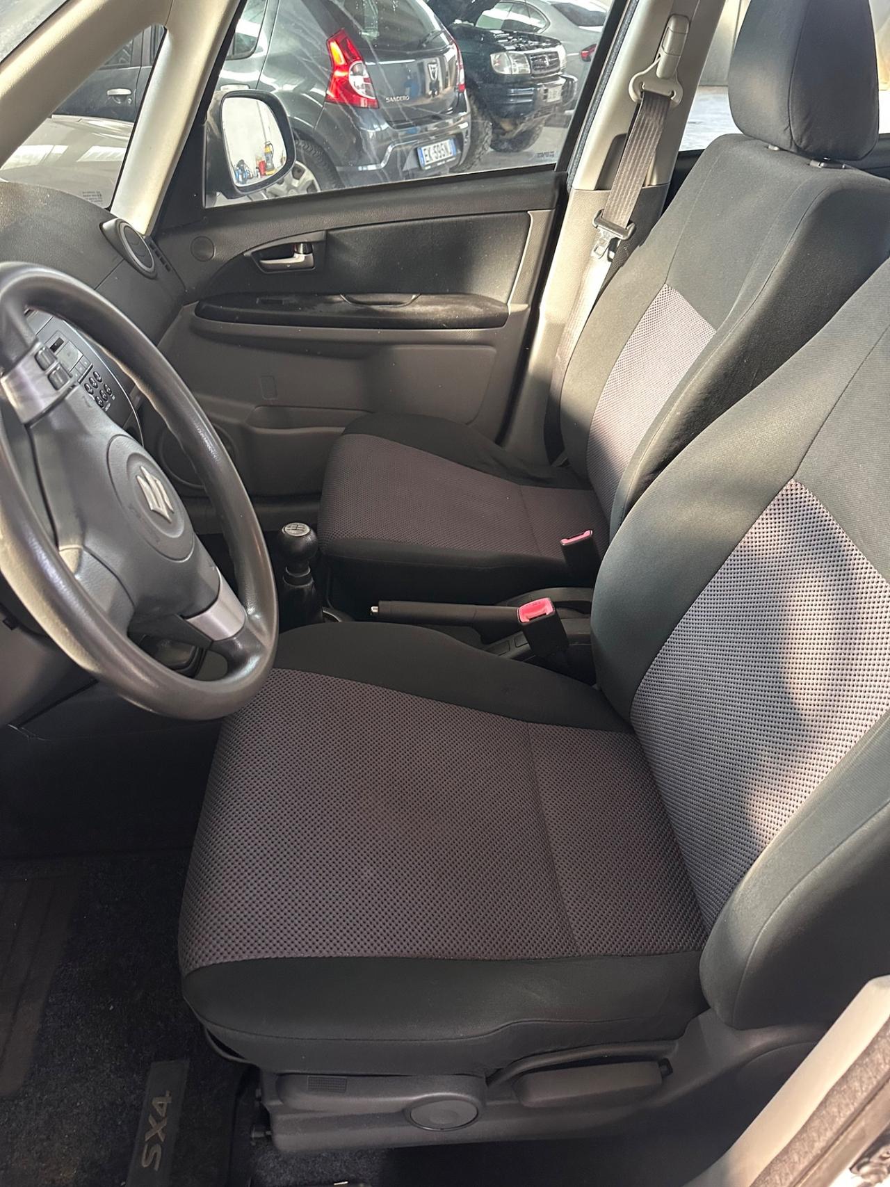 Suzuki SX4 1.6 16V Urban Line