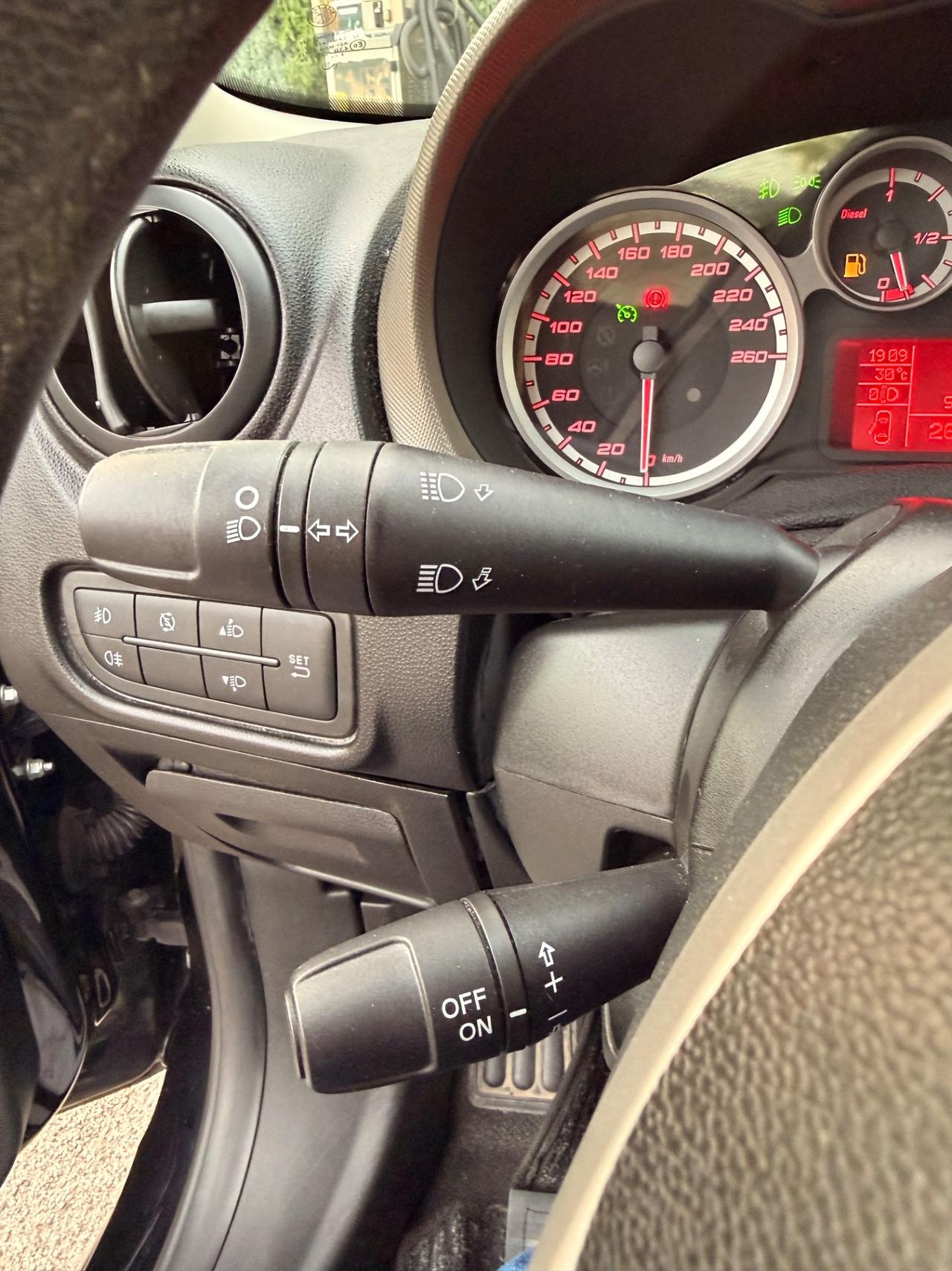 Alfa Romeo MiTo 1.3MJT NEOPATENTATI EURO5 2014